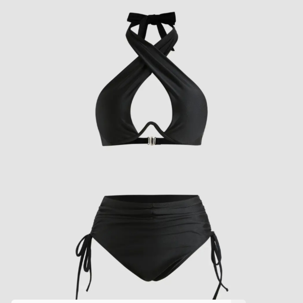 Black bikini